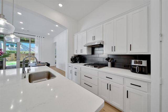 2702 Country Lane, Katy, TX 77493