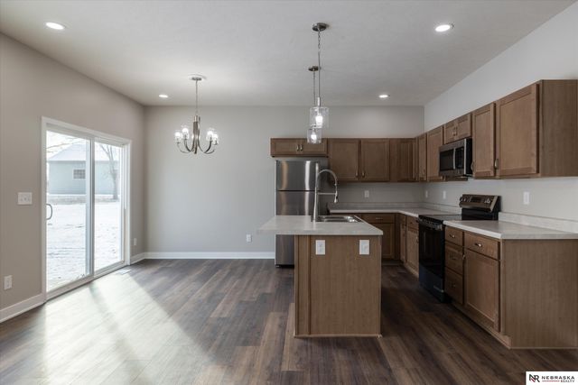 5519 N 52 Street, Omaha, NE 68104