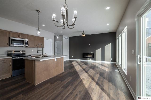 5519 N 52 Street, Omaha, NE 68104