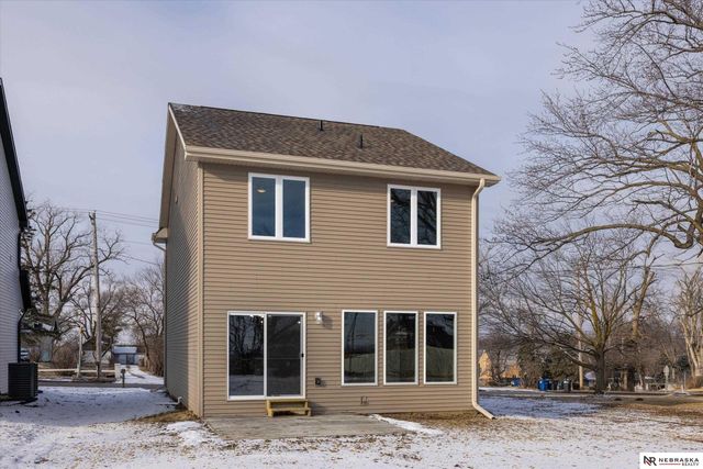 5519 N 52 Street, Omaha, NE 68104