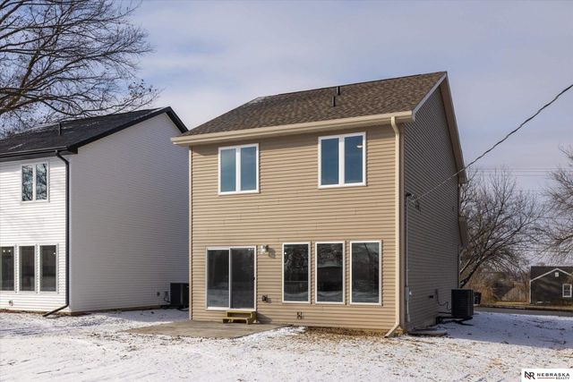 5519 N 52 Street, Omaha, NE 68104