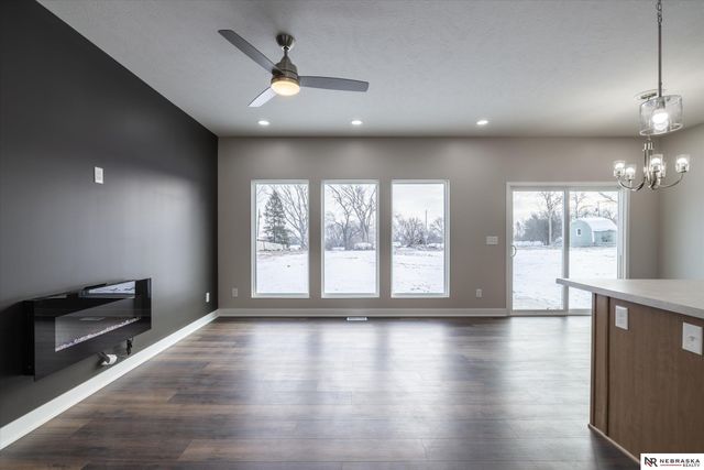 5519 N 52 Street, Omaha, NE 68104