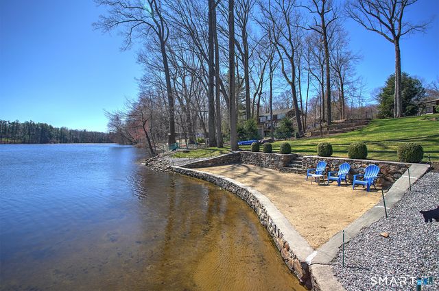 170 Driftwood Lane, Trumbull, CT 06611