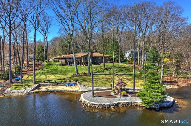 170 Driftwood Lane, Trumbull, CT 06611