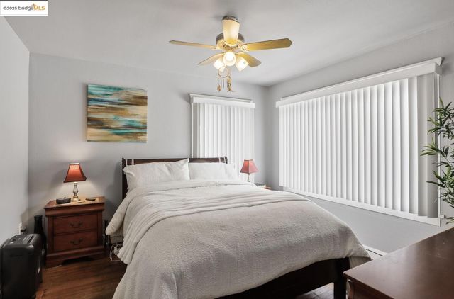 5448 Trask St, Oakland, CA 94601