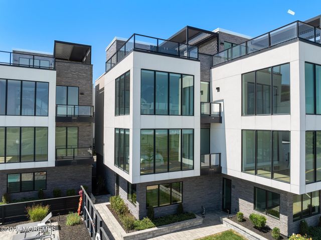 200 Ocean Avenue N 19, Long Branch, NJ 07740