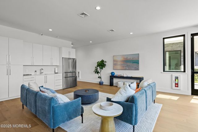 200 Ocean Avenue N 19, Long Branch, NJ 07740