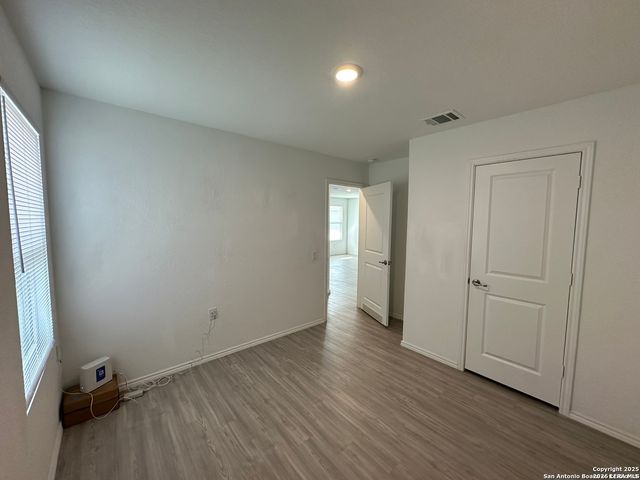 951 Elder Bend, San Antonio, TX 78221