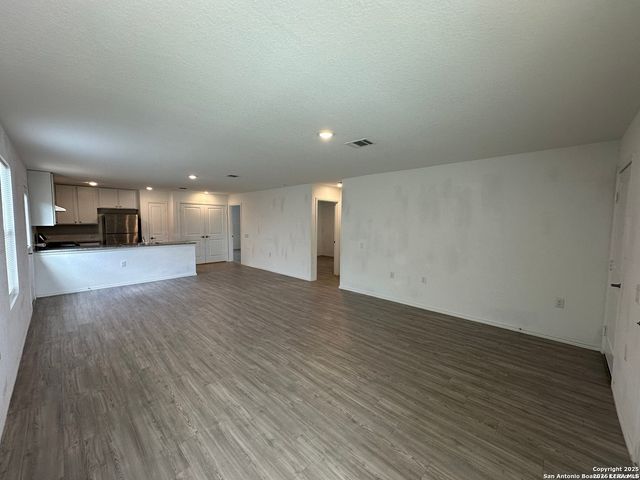 951 Elder Bend, San Antonio, TX 78221