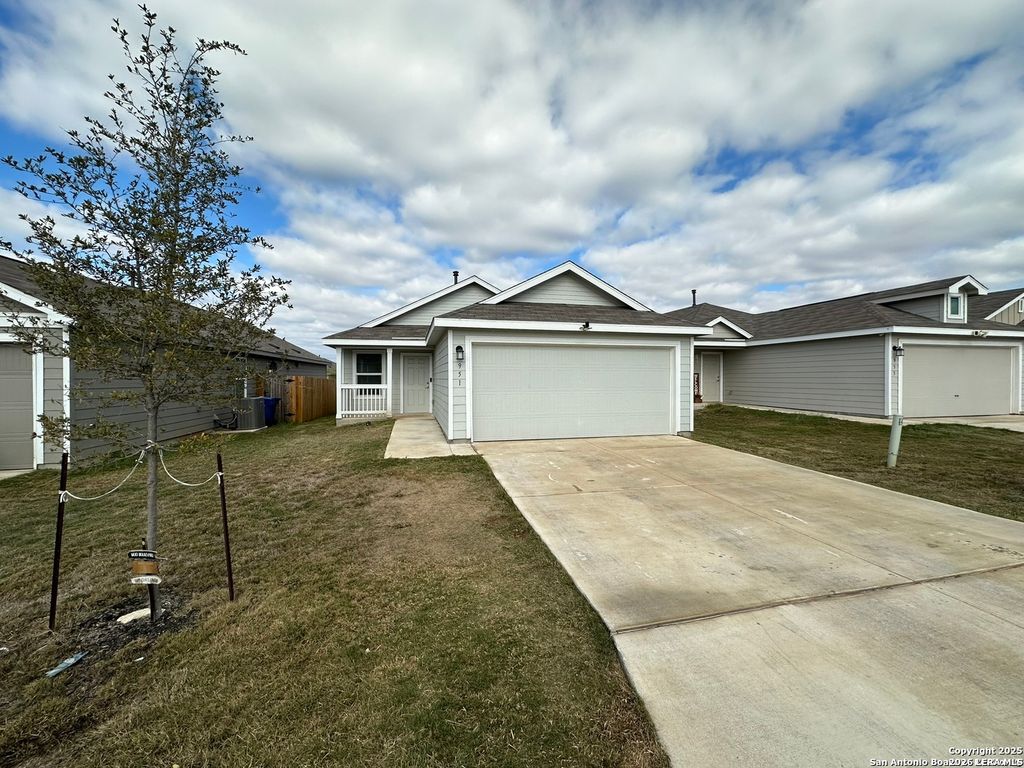 951 Elder Bend, San Antonio, TX 78221