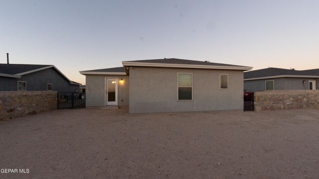 14316 Paraiso Drive, Horizon City, TX 79928
