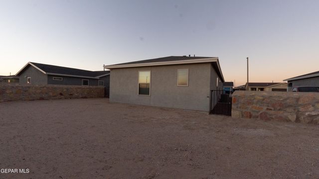 14316 Paraiso Drive, Horizon City, TX 79928