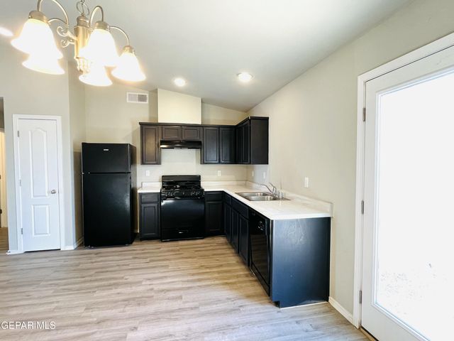 14316 Paraiso Drive, Horizon City, TX 79928