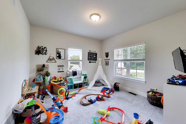 2011 47th AVENUE, Kenosha, WI 53144