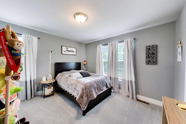 2011 47th AVENUE, Kenosha, WI 53144