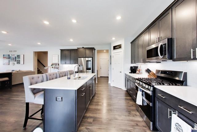 2011 47th AVENUE, Kenosha, WI 53144