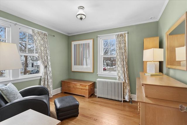 435 N Garfield Avenue, Hinsdale, IL 60521