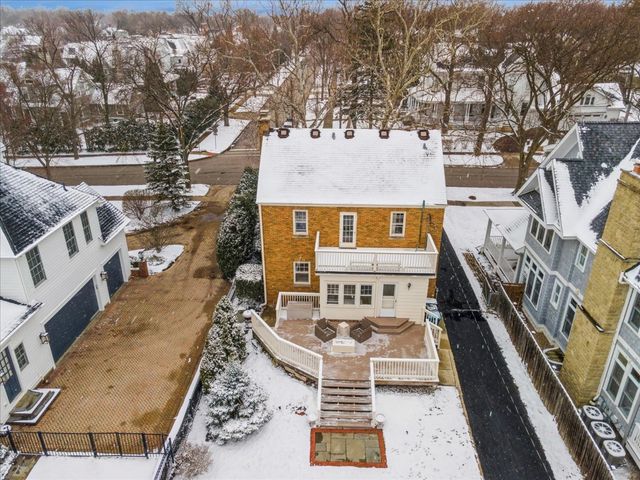 435 N Garfield Avenue, Hinsdale, IL 60521