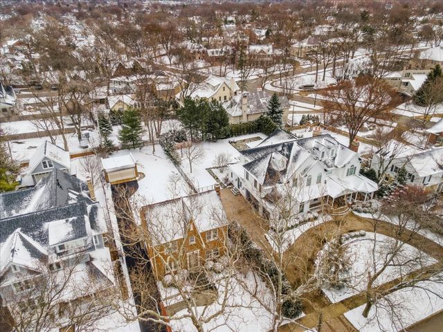 435 N Garfield Avenue, Hinsdale, IL 60521