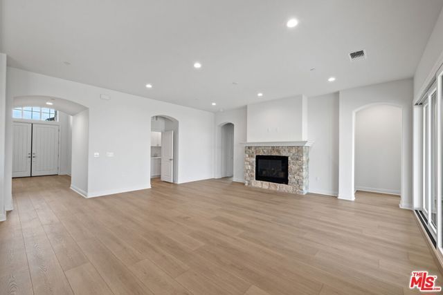 3711 Pathway Court, Bakersfield, CA 93311