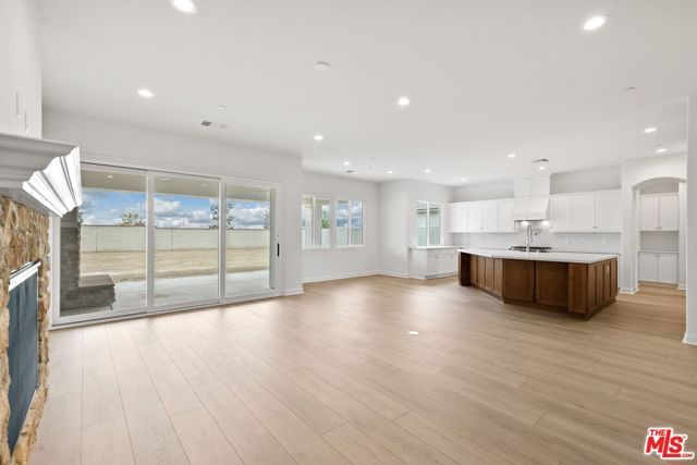 3711 Pathway Court, Bakersfield, CA 93311