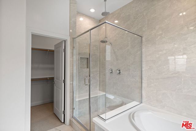 3711 Pathway Court, Bakersfield, CA 93311