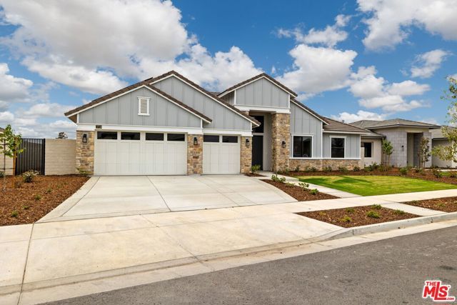 3711 Pathway Court, Bakersfield, CA 93311