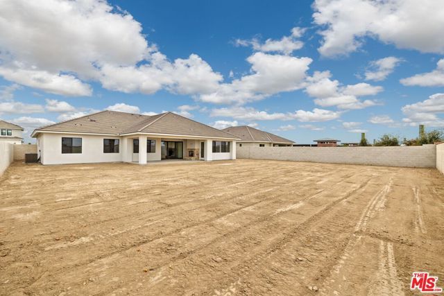 3711 Pathway Court, Bakersfield, CA 93311