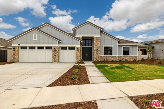 3711 Pathway Court, Bakersfield, CA 93311