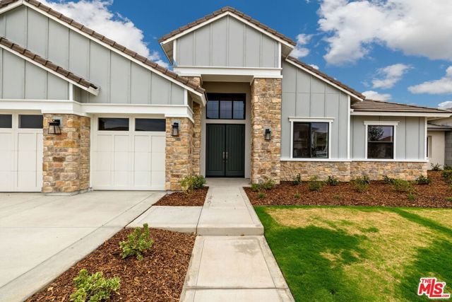 3711 Pathway Court, Bakersfield, CA 93311