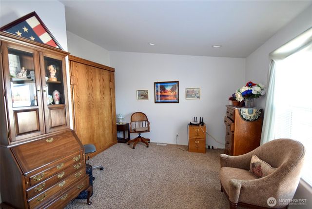 891 N Portside Way, Sequim, WA 98382