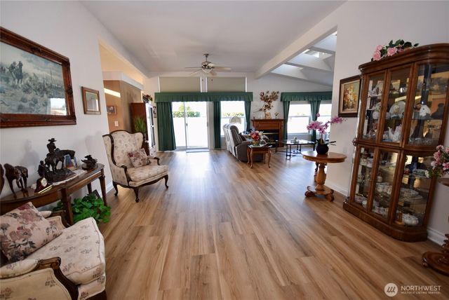 891 N Portside Way, Sequim, WA 98382