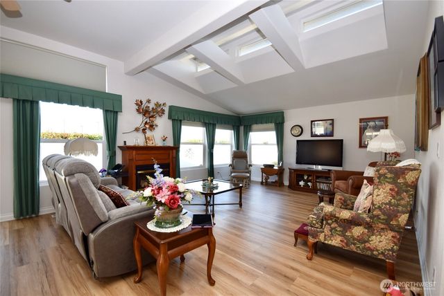 891 N Portside Way, Sequim, WA 98382