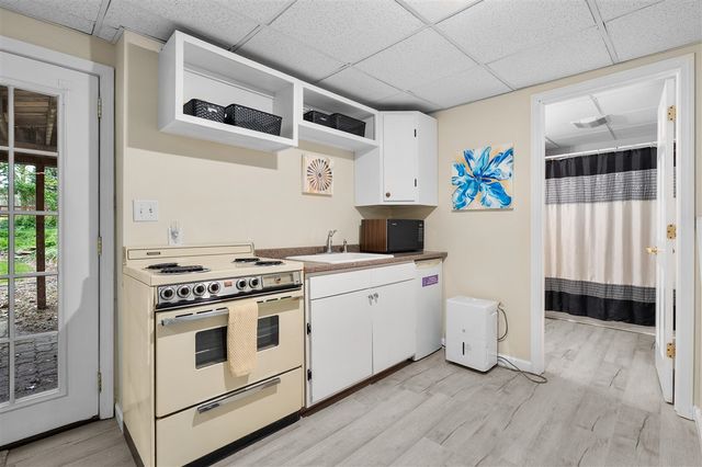 10500 W Rs Avenue, Mattawan, MI 49071