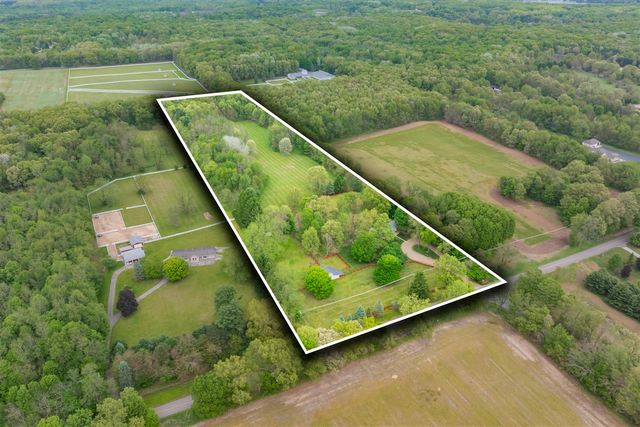 10500 W Rs Avenue, Mattawan, MI 49071