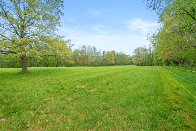 10500 W Rs Avenue, Mattawan, MI 49071