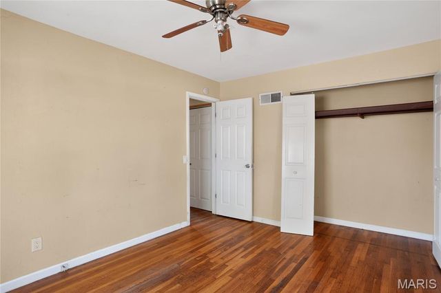 11062 Saginaw Drive, St Louis, MO 63136