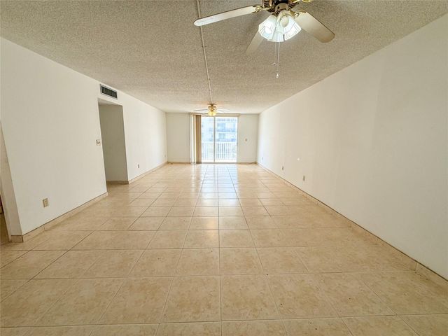 1401 S Ocean Drive 405, Hollywood, FL 33019