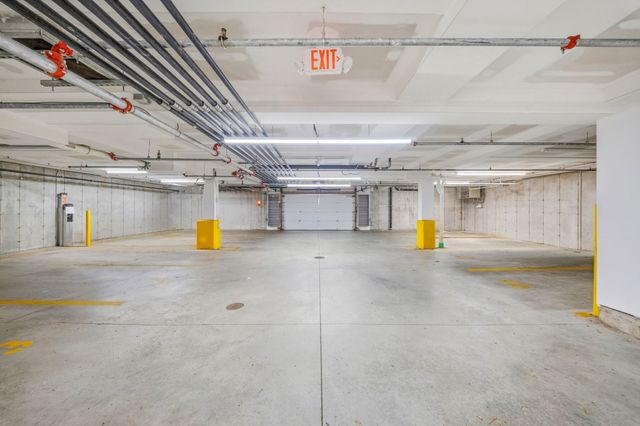 69 Cummins Hwy 102, Boston, MA 02131