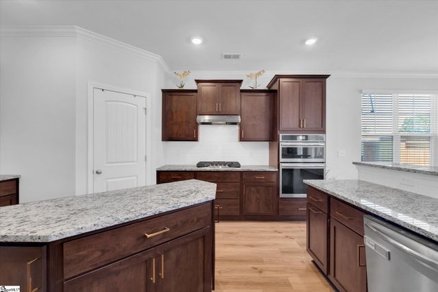 121 Horace Court, Greenville, SC 29615