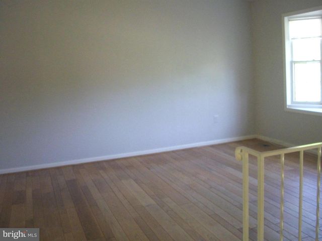 9713 KLIMT CT, Burke, VA 22015