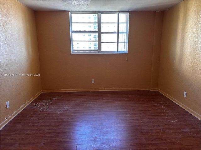 19390 Collins Ave 704, Sunny Isles Beach, FL 33160