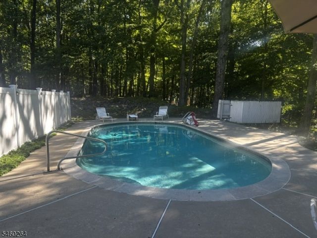 23 Horizon Dr, Mendham Twp., NJ 07945
