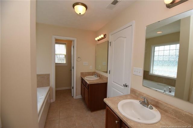90 Polk Street, Spring Lake, NC 28390