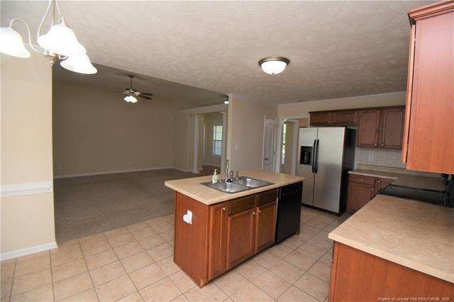 90 Polk Street, Spring Lake, NC 28390