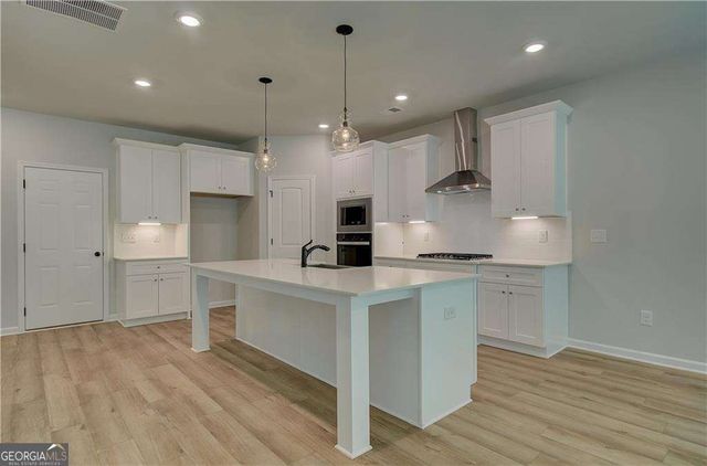 617 Sidney Court, Stockbridge, GA 30281