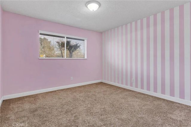 13206 Winona Road, Apple Valley, CA 92308