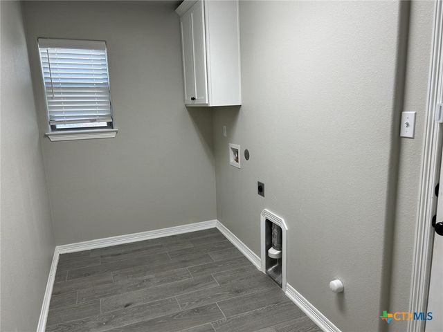 620 Holstein Drive, Belton, TX 76513