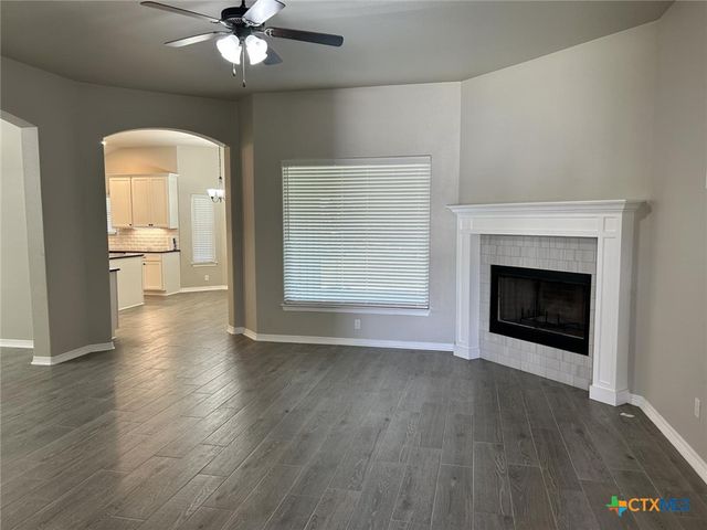 620 Holstein Drive, Belton, TX 76513