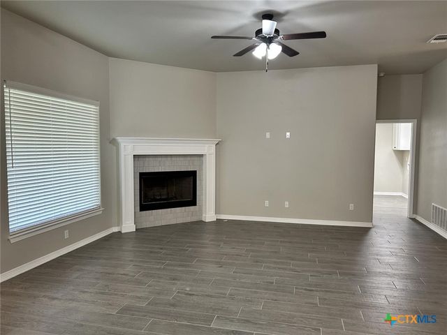 620 Holstein Drive, Belton, TX 76513